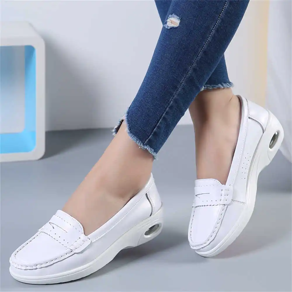 Thick Sole Slipon White Traine – обзор и цена Women'S Semi Formal Evening Wear