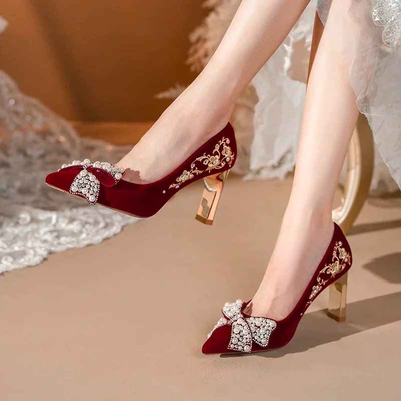 Embroidered Block Heel Single  – обзор и цена Pump Heel Block